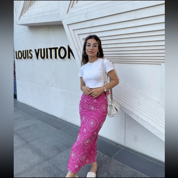 NWT Zara EMBROIDERED EYELET Fuchsia two piece - Picture 4 of 6